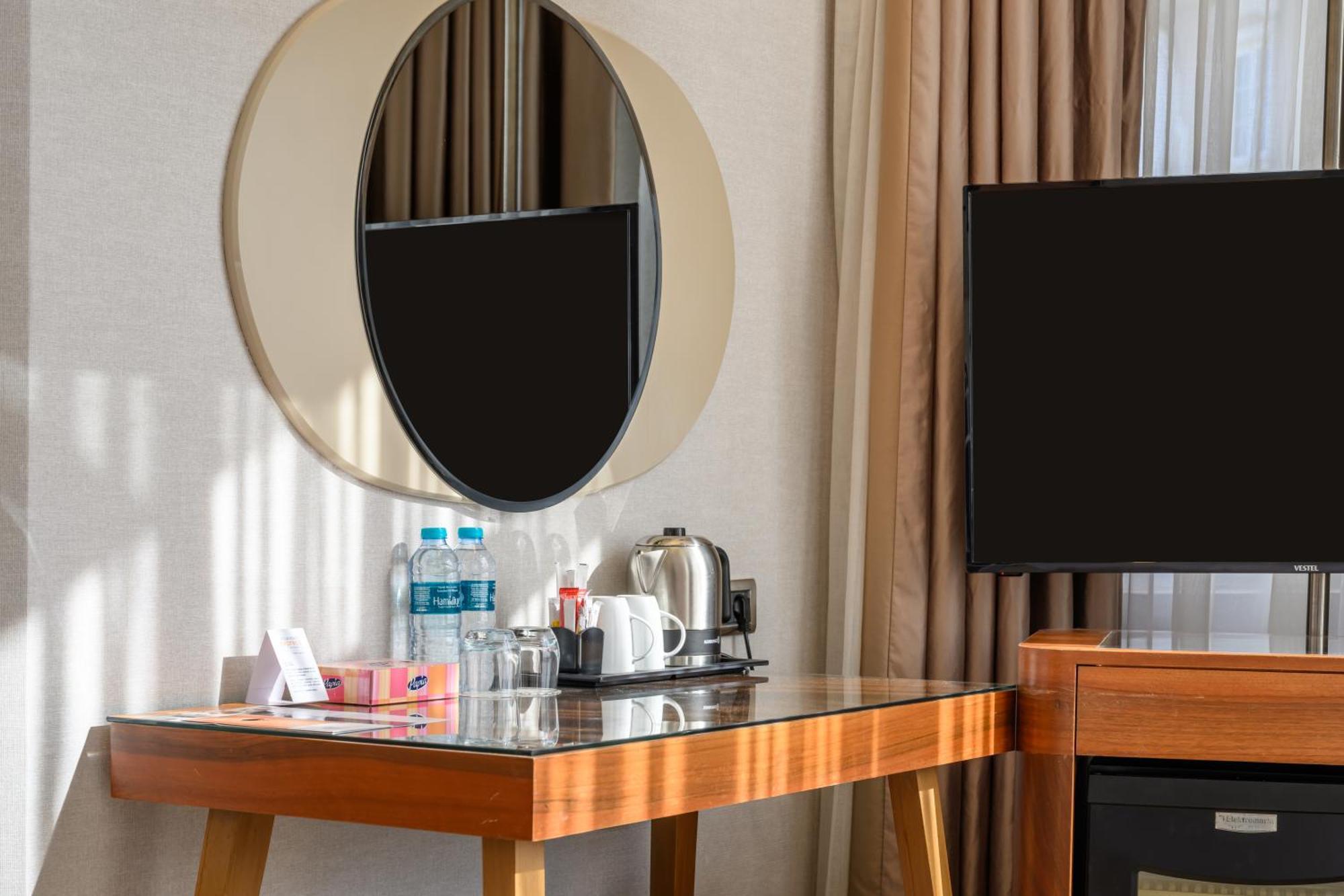 Four Points Flex By Sheraton Istanbul Taksim Square Buitenkant foto