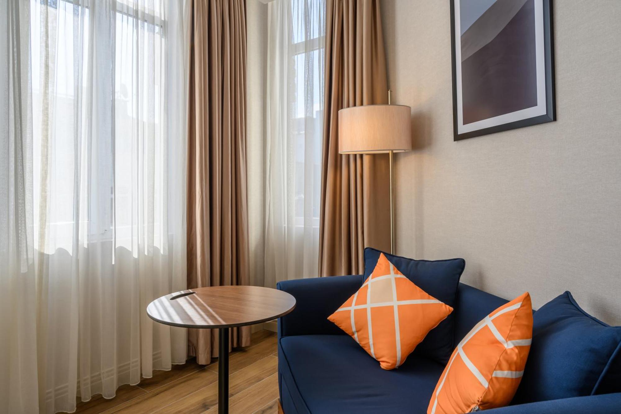 Four Points Flex By Sheraton Istanbul Taksim Square Buitenkant foto