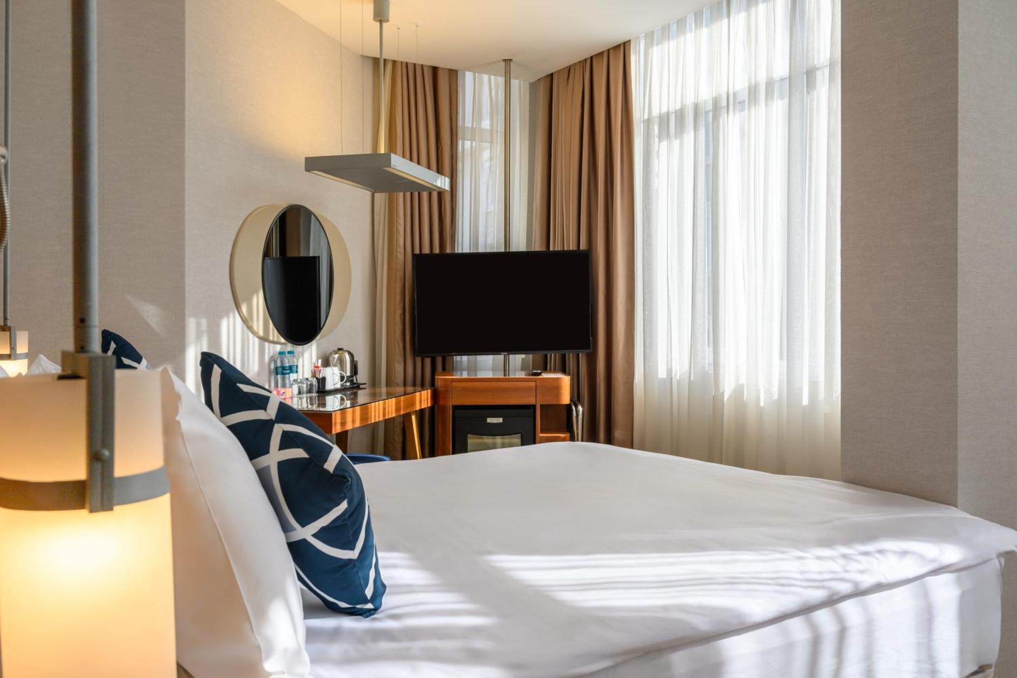 Four Points Flex By Sheraton Istanbul Taksim Square Buitenkant foto