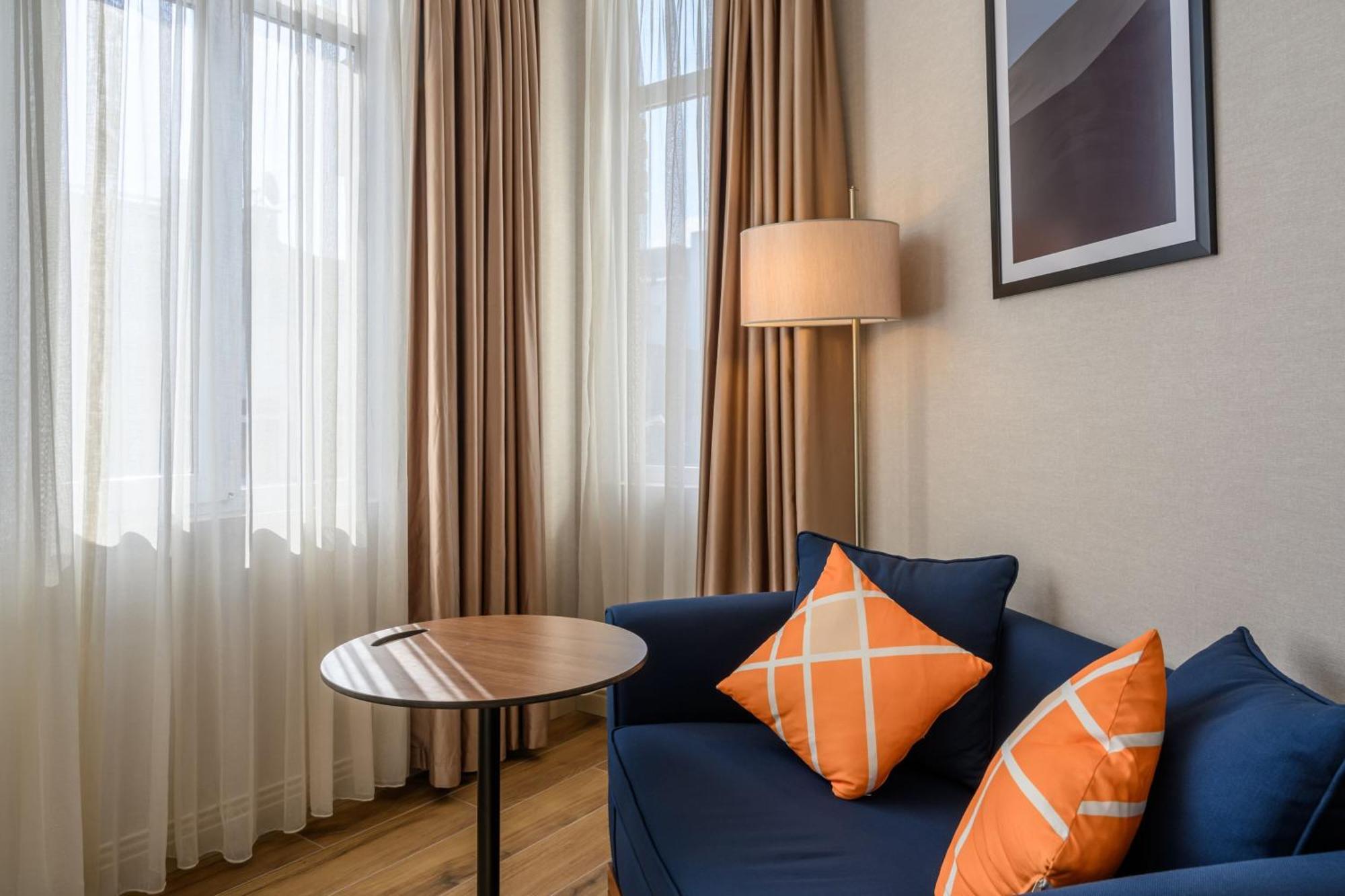 Four Points Flex By Sheraton Istanbul Taksim Square Buitenkant foto
