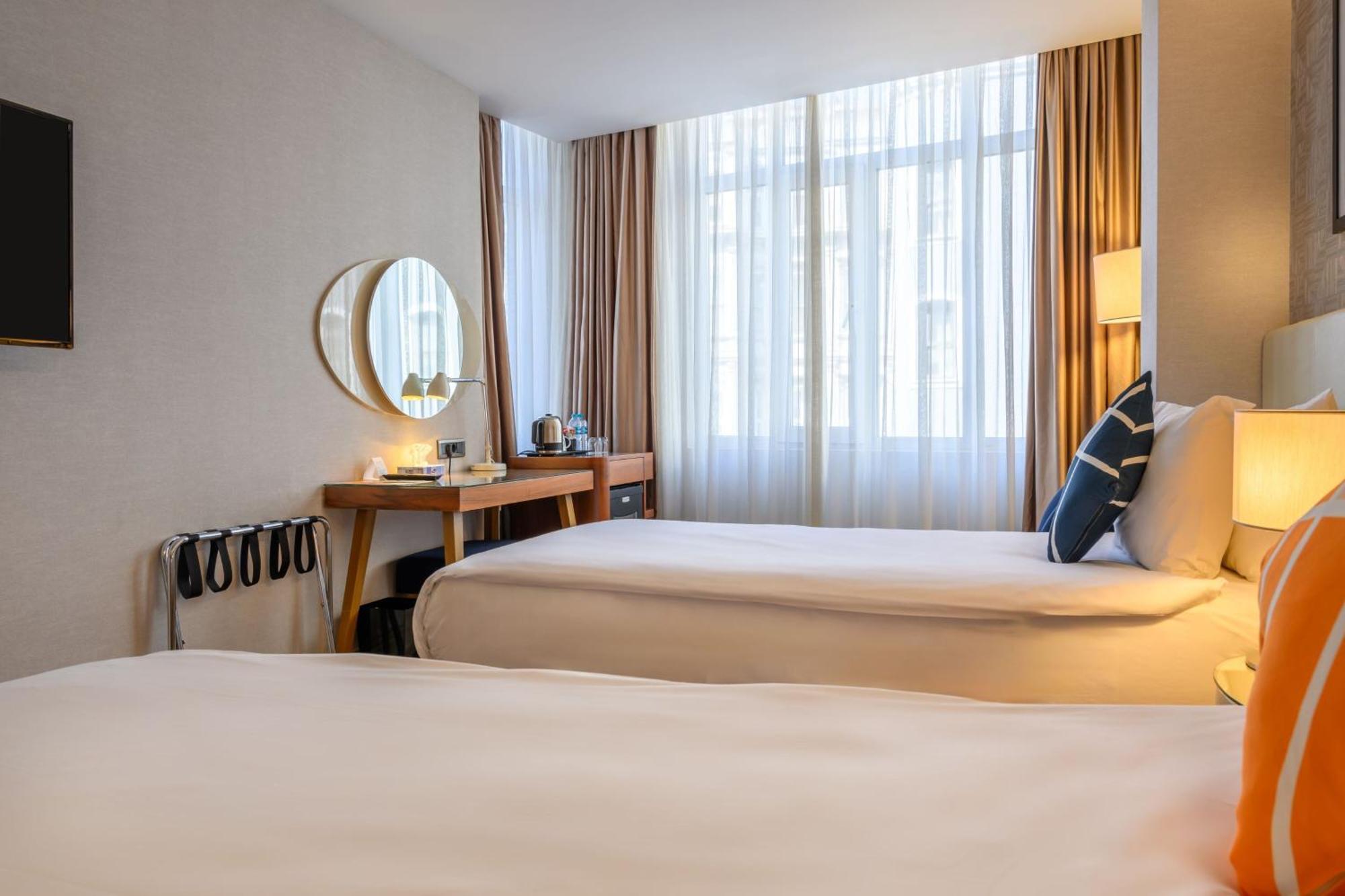 Four Points Flex By Sheraton Istanbul Taksim Square Buitenkant foto